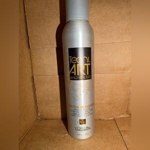 Loreal Tecni Art crepage de CHIGNON spray